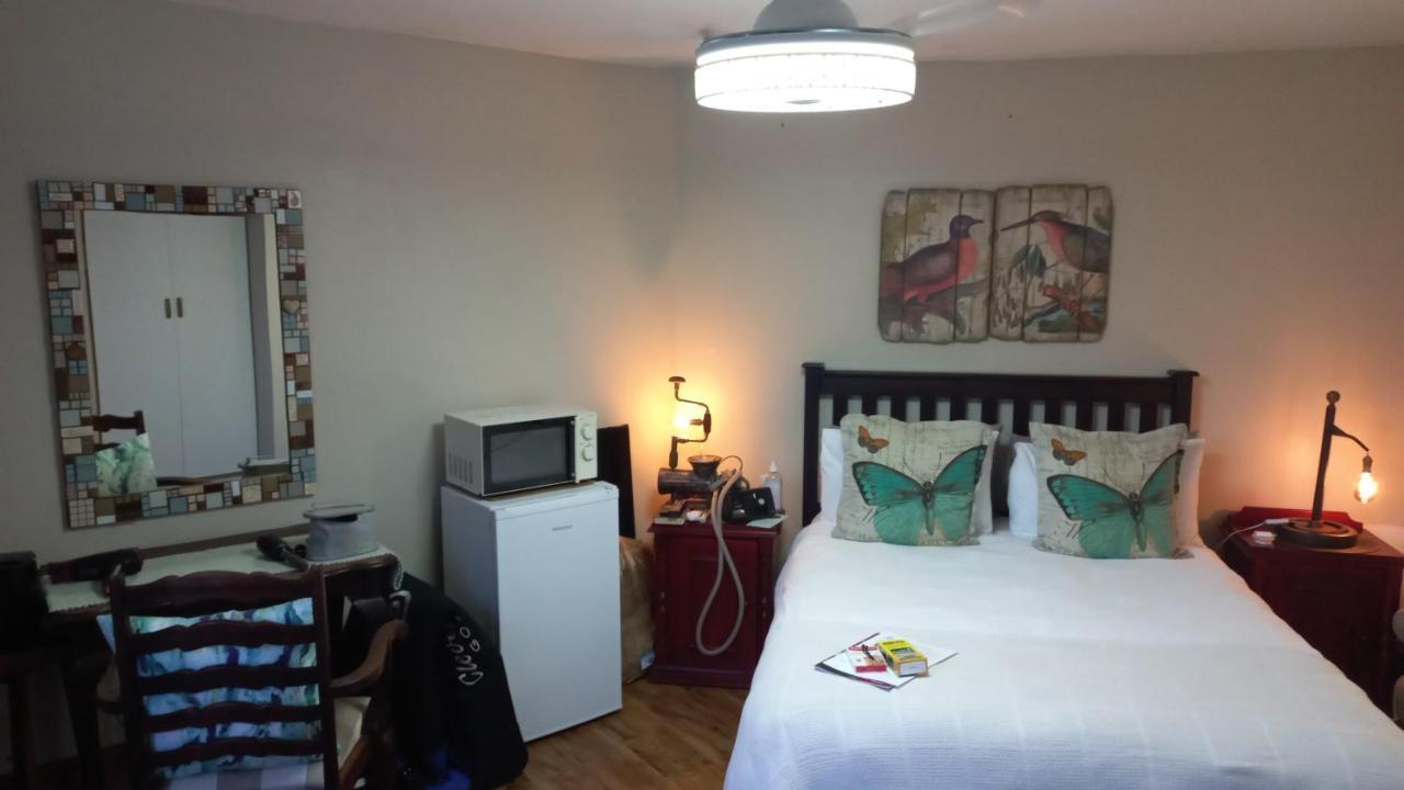 Woodleigh Guest Lodge Ист-Лондон Экстерьер фото