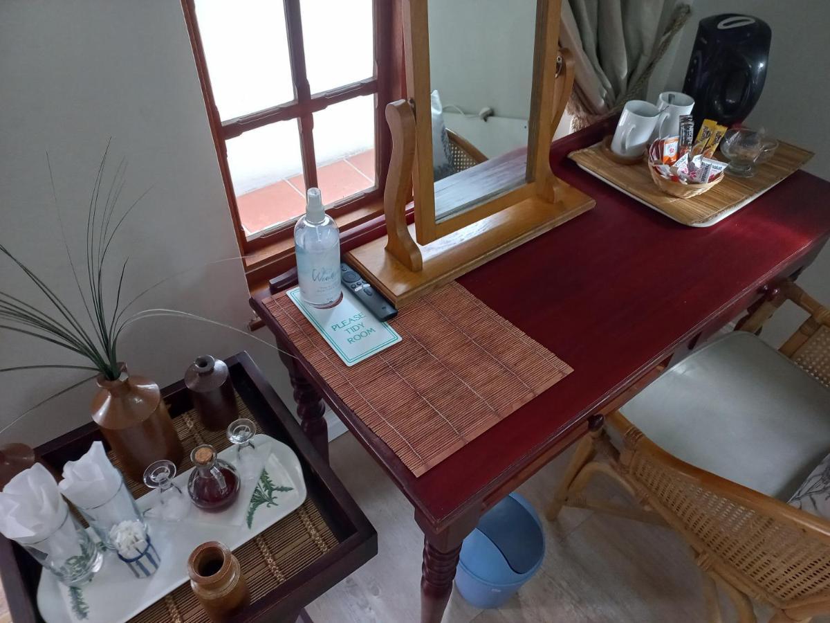 Woodleigh Guest Lodge Ист-Лондон Экстерьер фото